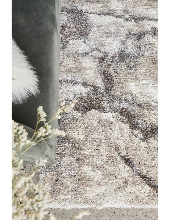 Himali Pedro Rug image 5