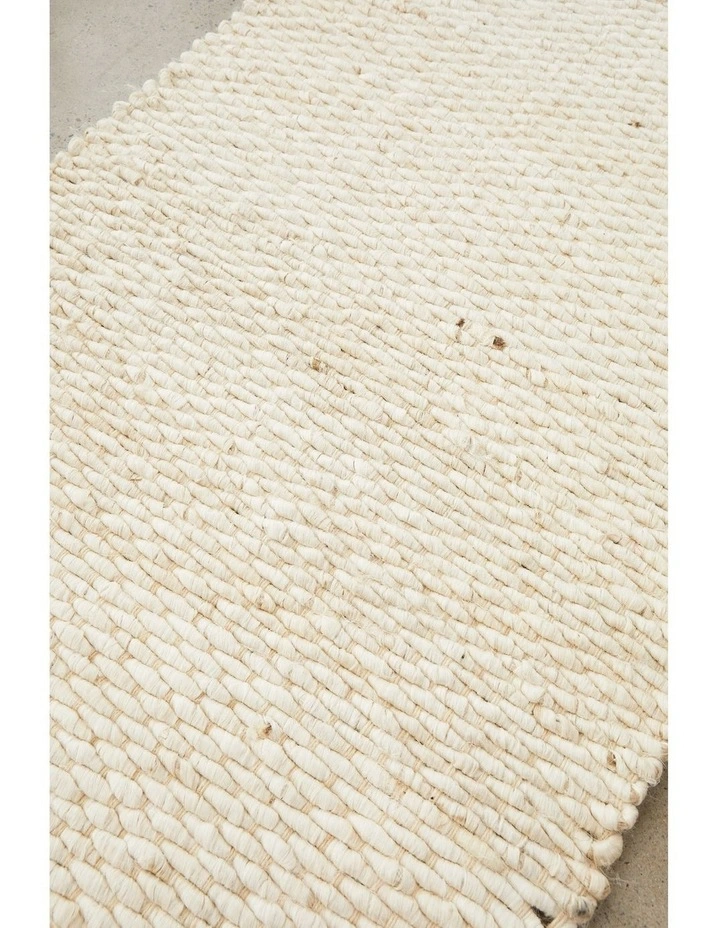 Hive Runner Rug image 3