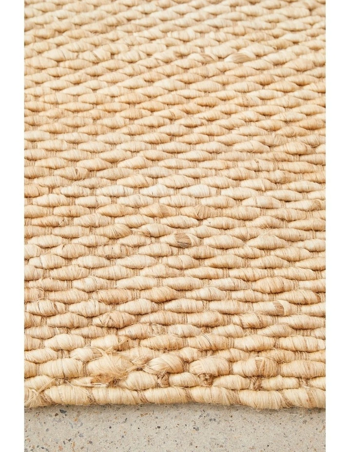 Hive Runner Rug image 5
