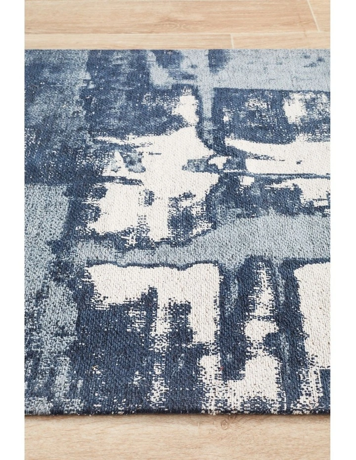 Magnolia 11 Runner Rug image 5
