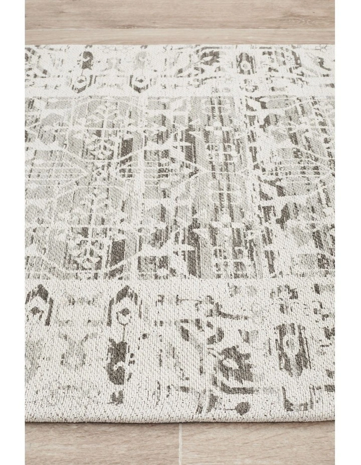 Magnolia 88 Runner Rug image 5