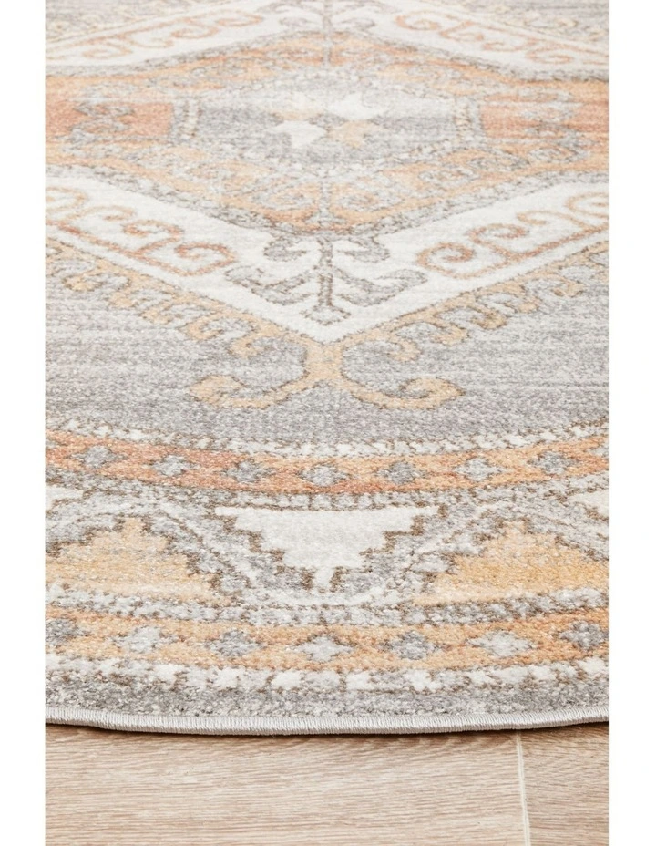 Mayfair Caitlen Round Rug image 5