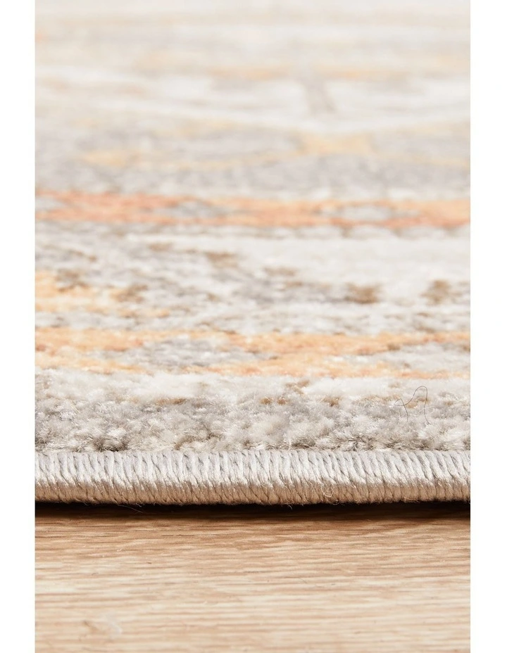 Mayfair Caitlen Round Rug image 7