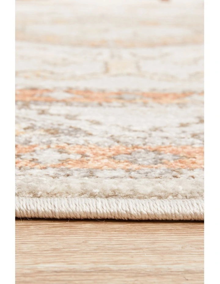 Mayfair Caitlen Round Rug image 7