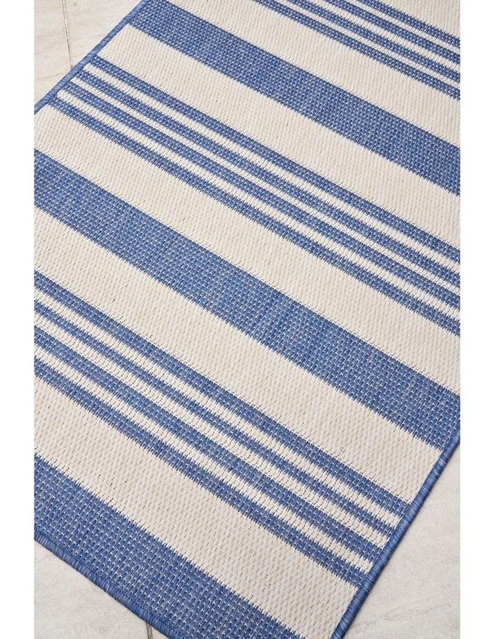 Newport Alvi Runner Outdoor Rug image 3
