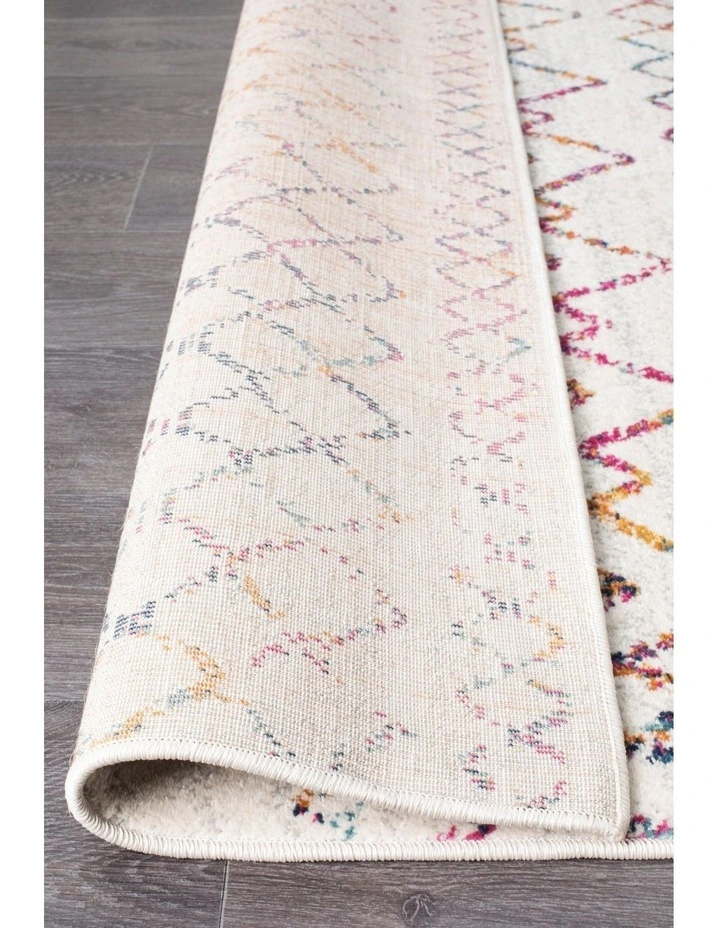 Oasis 453 Runner Rug image 5