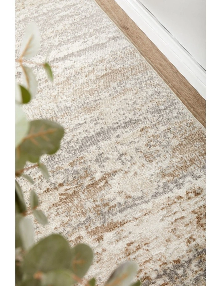 Opulence 115 Runner Rug image 3