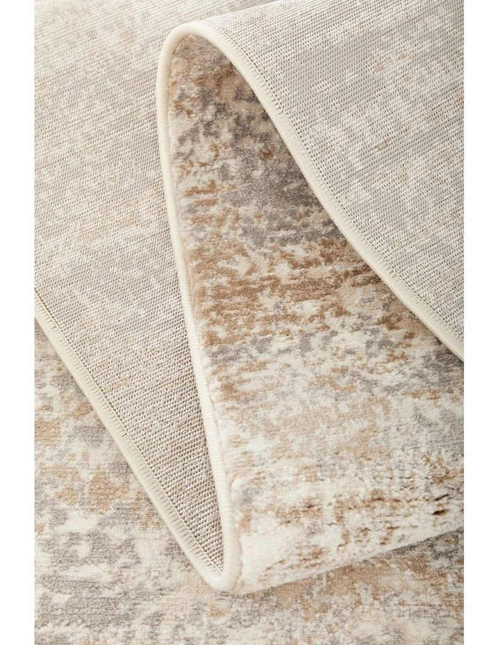 Opulence 115 Runner Rug image 5