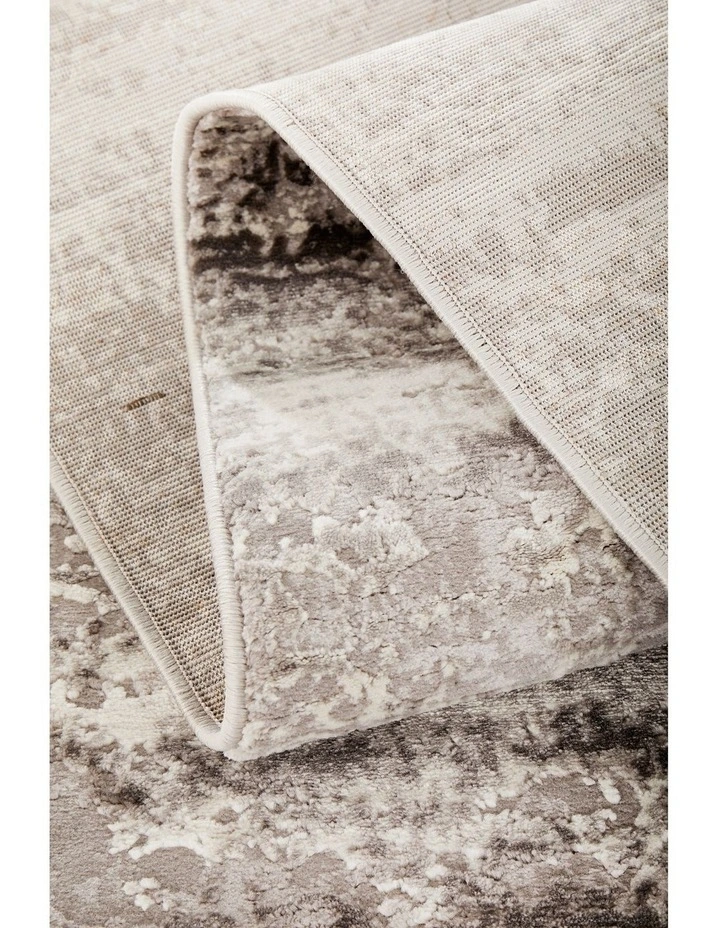 Opulence 115 Runner Rug image 5