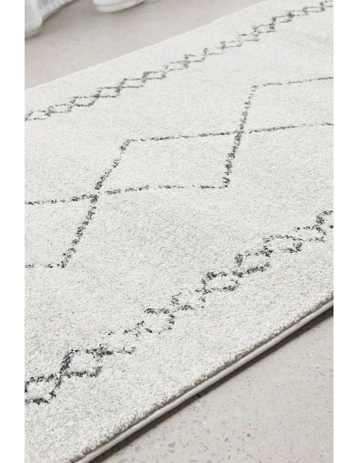 Paradise Kylie Runner Rug image 3
