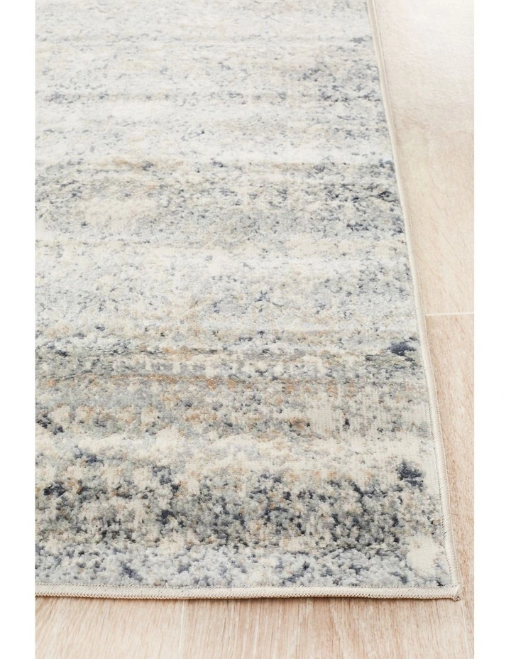 Providence 833 Runner Rug image 4