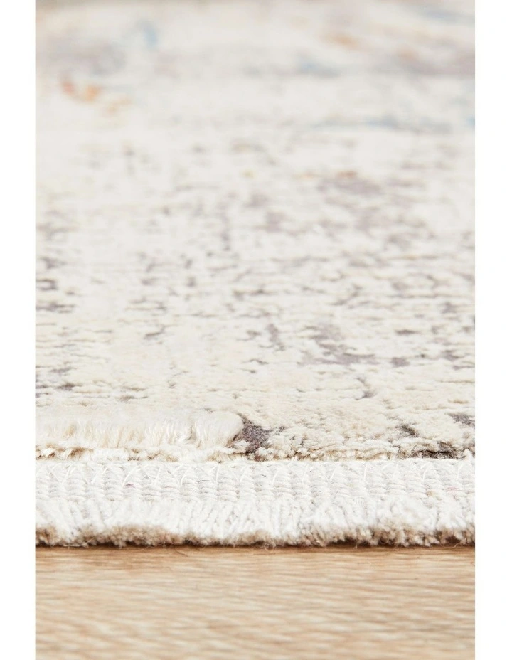 Reflections 102 Rug image 7
