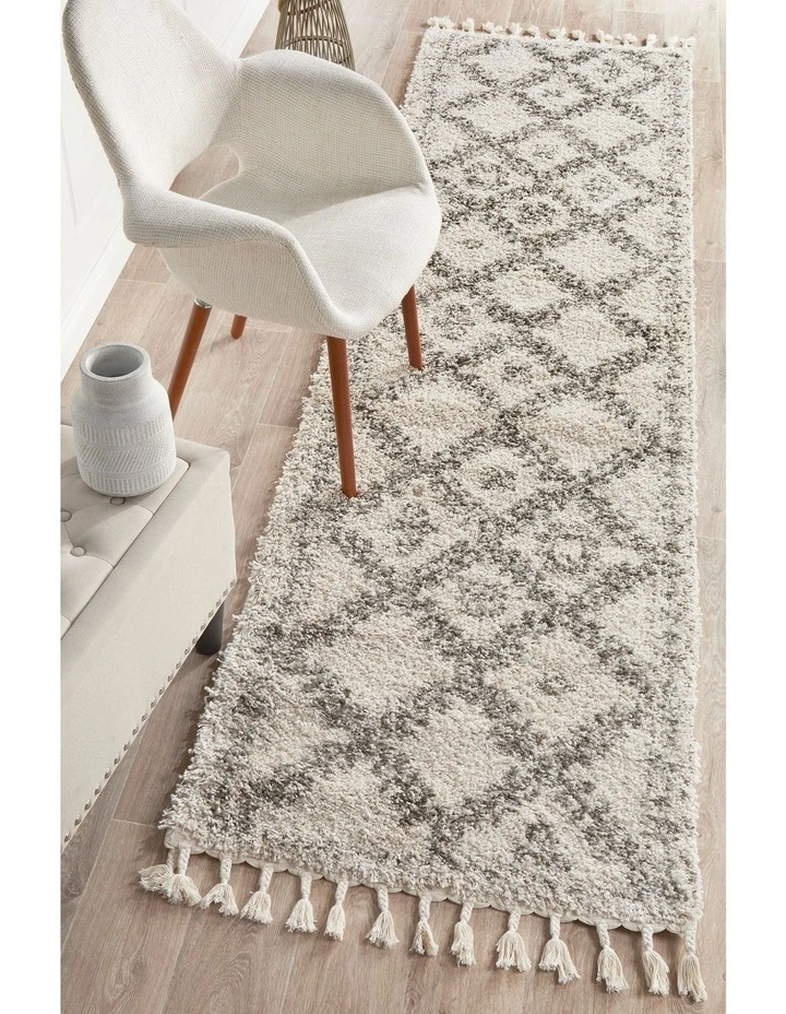 Saffron 33 Runner Rug image 2