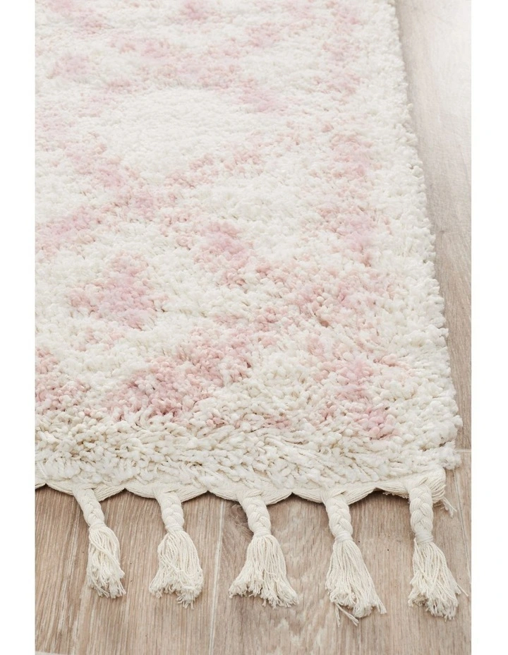Saffron 33 Runner Rug image 4