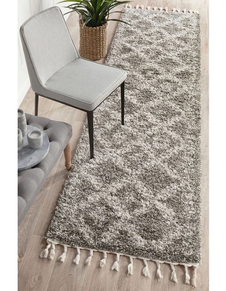 Saffron 33 Runner Rug image 2