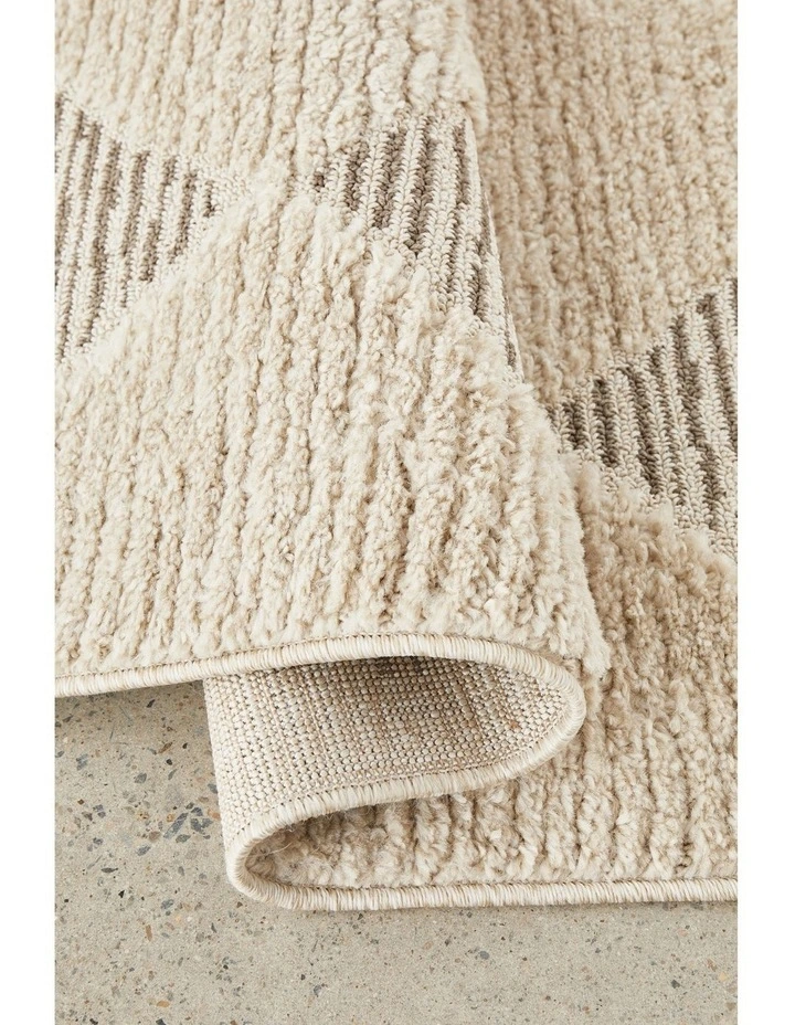 Serenade Yuri Rug image 6