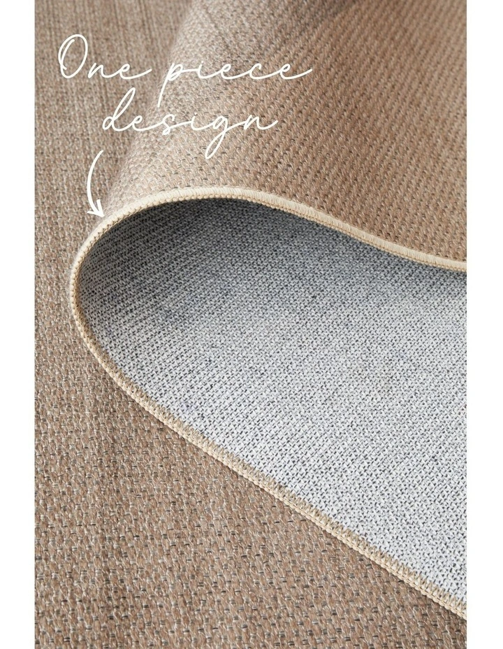 Solar Inesh Outdoor Rug image 6