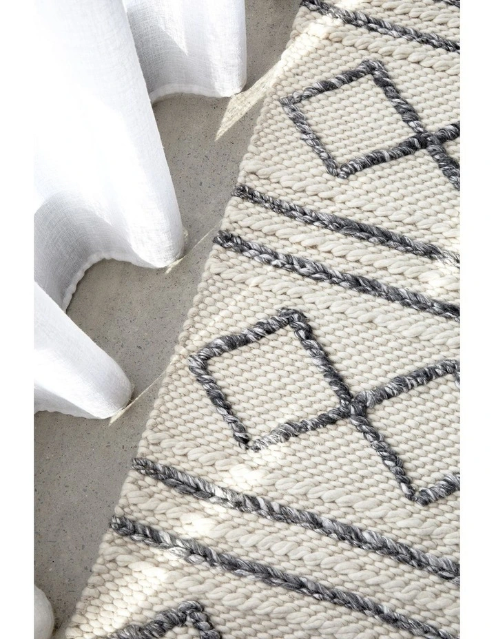Studio 326 Rug image 4