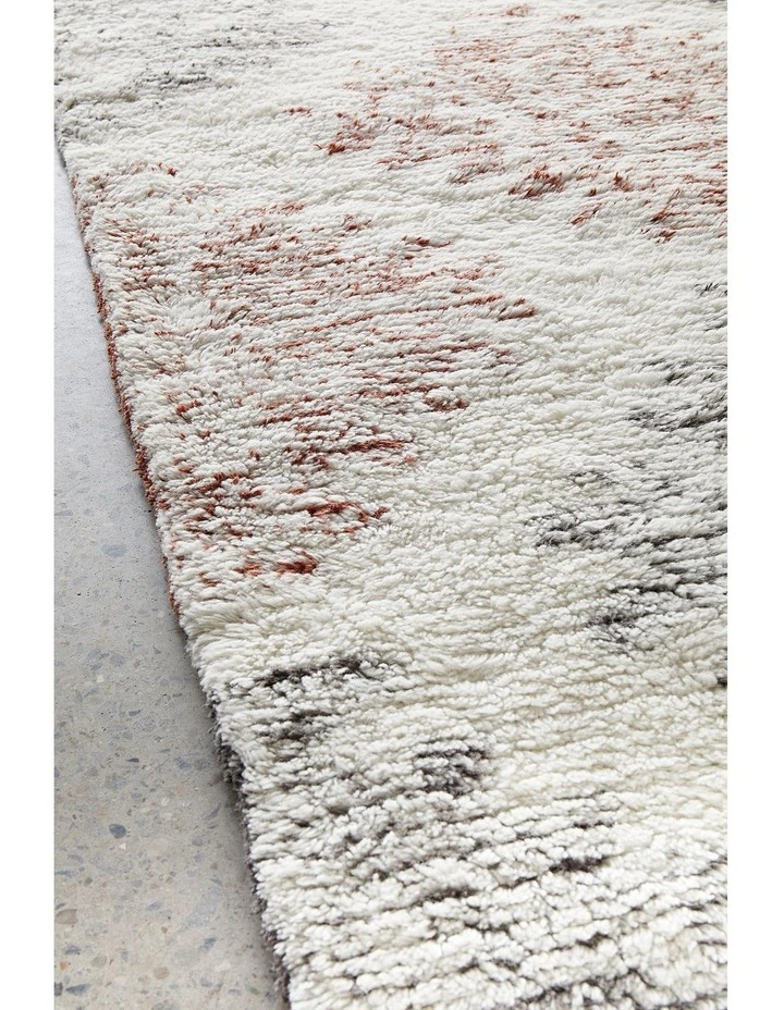 Summit Motif Rug image 6