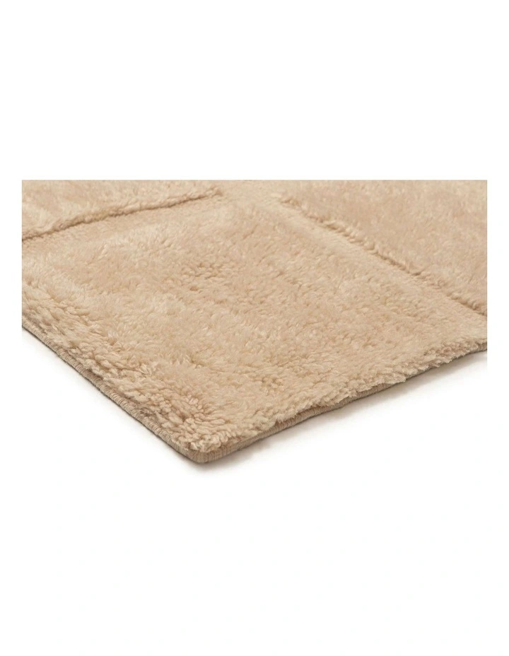MISS AMARA  SCARLET CREAM GEOMETRIC WOOL SHAG RUG image 2