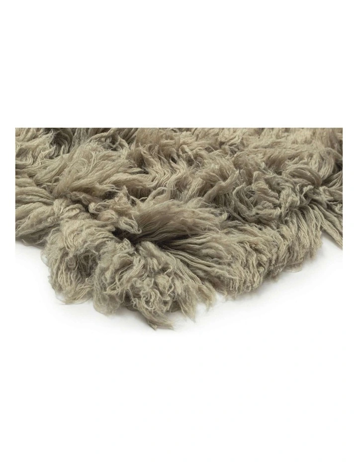 MISS AMARA  VARESSA GREEN DEEP PILE WOOL SHAG RUG image 2