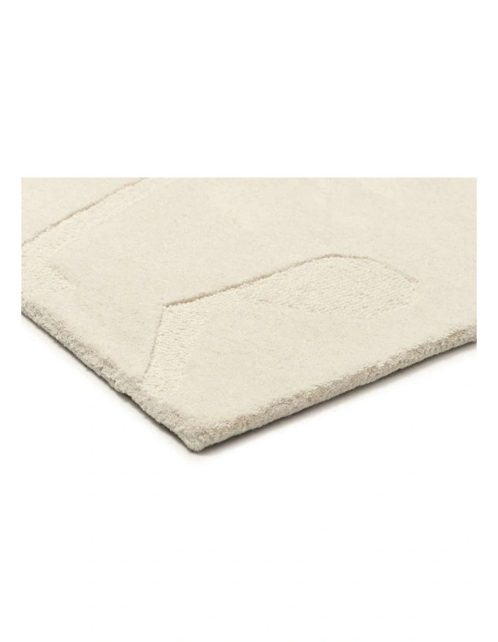 MISS AMARA ARLETTE CREAM CARVED WOOL RUG image 2