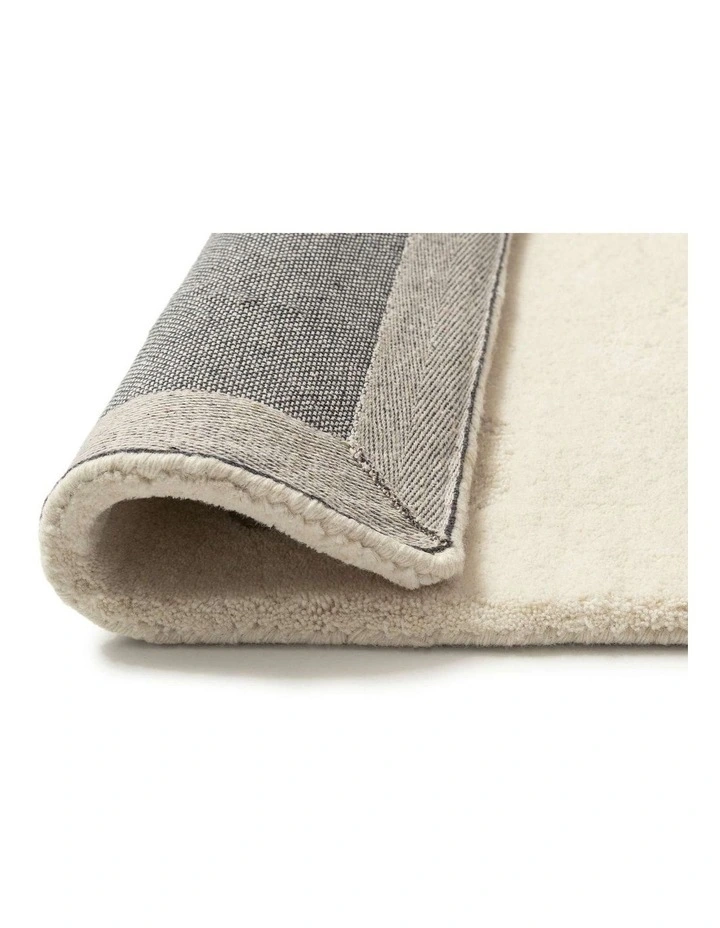 MISS AMARA ARLETTE CREAM CARVED WOOL RUG image 3