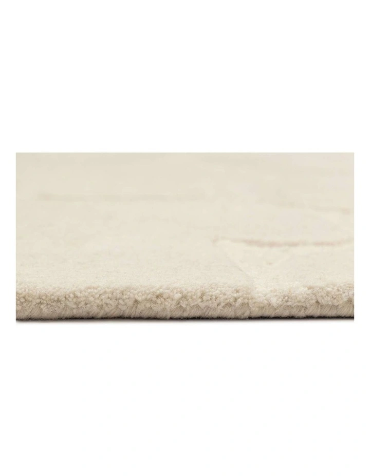 MISS AMARA ARLETTE CREAM CARVED WOOL RUG image 4