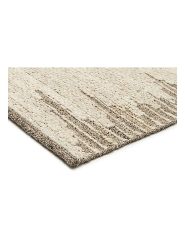 MISS AMARA SELIMA BORDERED CREAM RUG image 2