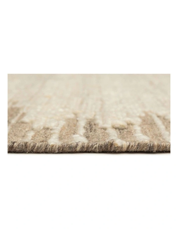 MISS AMARA SELIMA BORDERED CREAM RUG image 4
