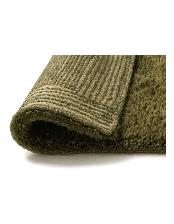 MISS AMARA KAHLEN DARK GREEN GEOMETRIC WOOL SHAG RUG image 3