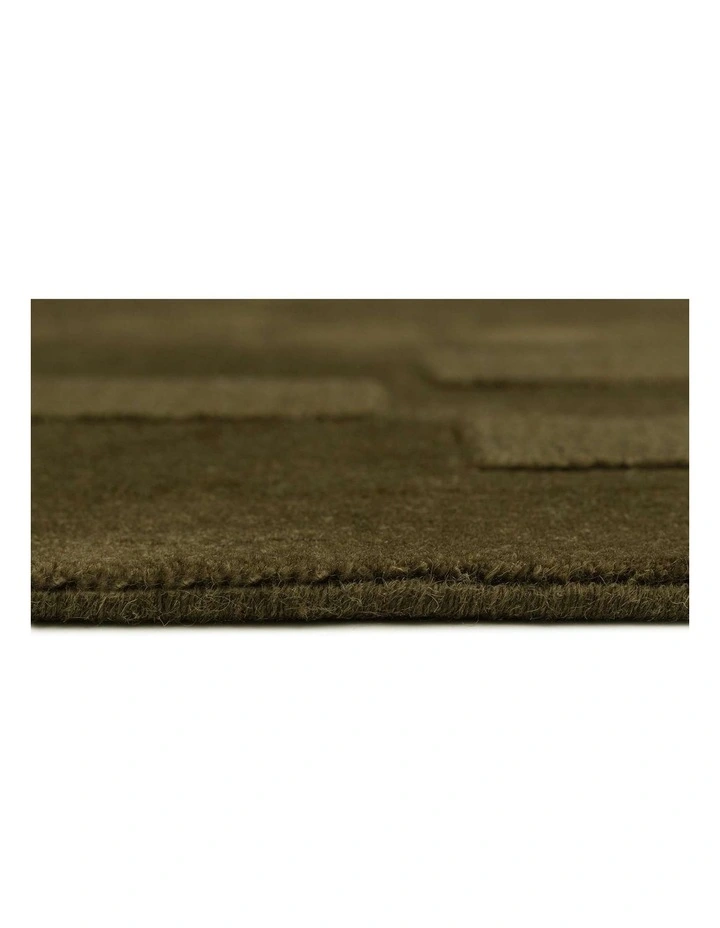 MISS AMARA LEIGHTON OLIVE HANDLOOM GEOMETRIC WOOL RUG image 4