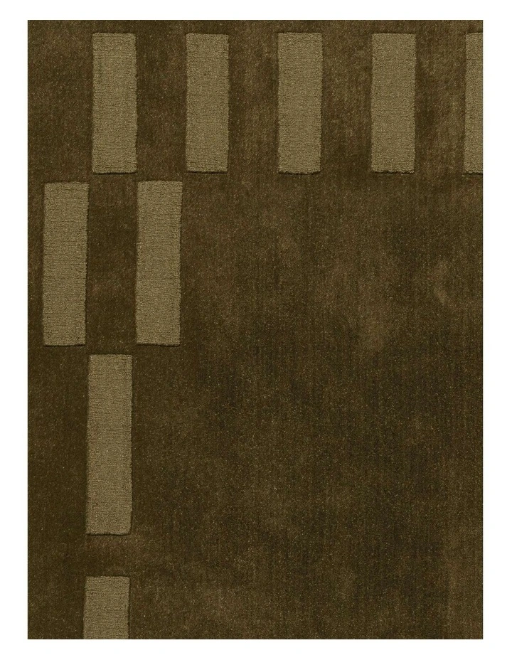 MISS AMARA LEIGHTON OLIVE HANDLOOM GEOMETRIC WOOL RUG image 5