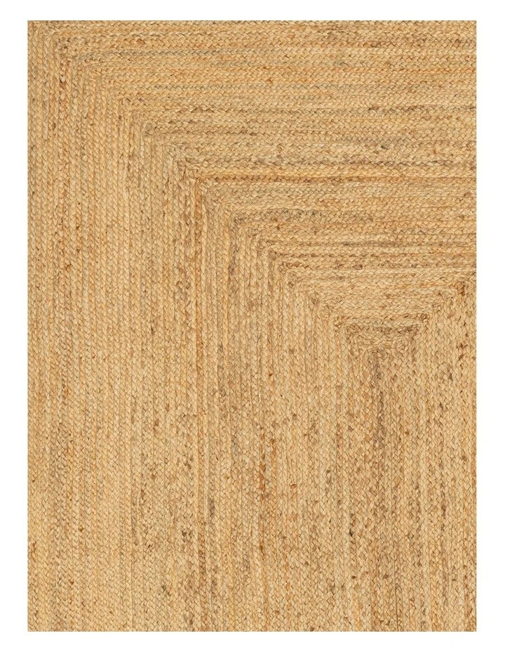 MISS AMARA SARANDI NATURAL BROWN SCALLOPED JUTE RUG image 5