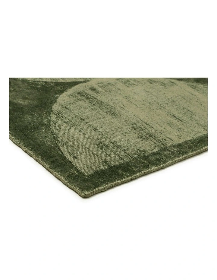 MISS AMARA SEFINA GREEN HOURGLASS VISCOSE RUG image 2