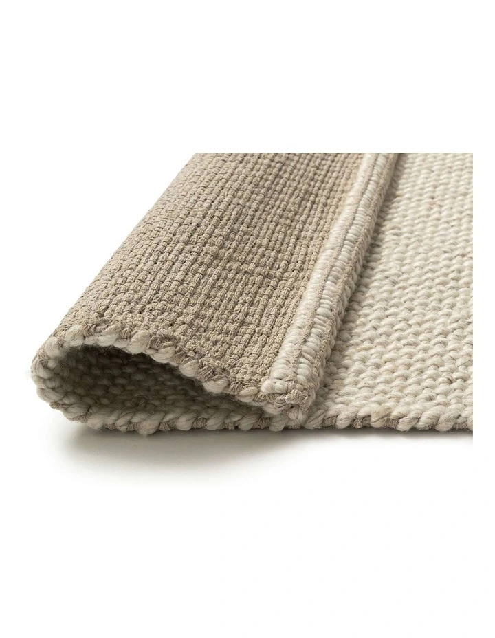 MISS AMARA ORNUSSA NATURAL SILVER LOOP RUG image 3