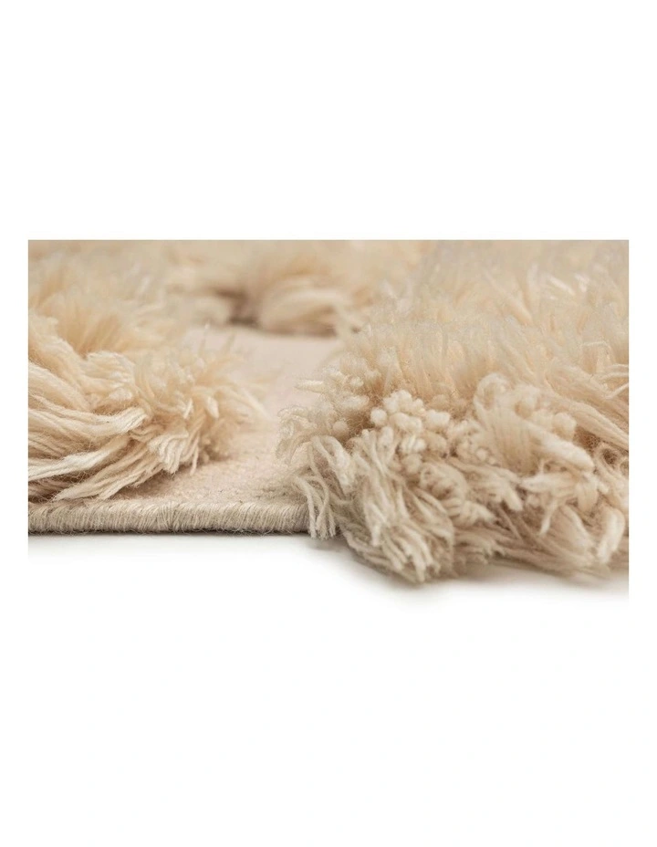 MISS AMARA SAVITA OAT SCULPTURAL WOOL SHAG RUG image 4