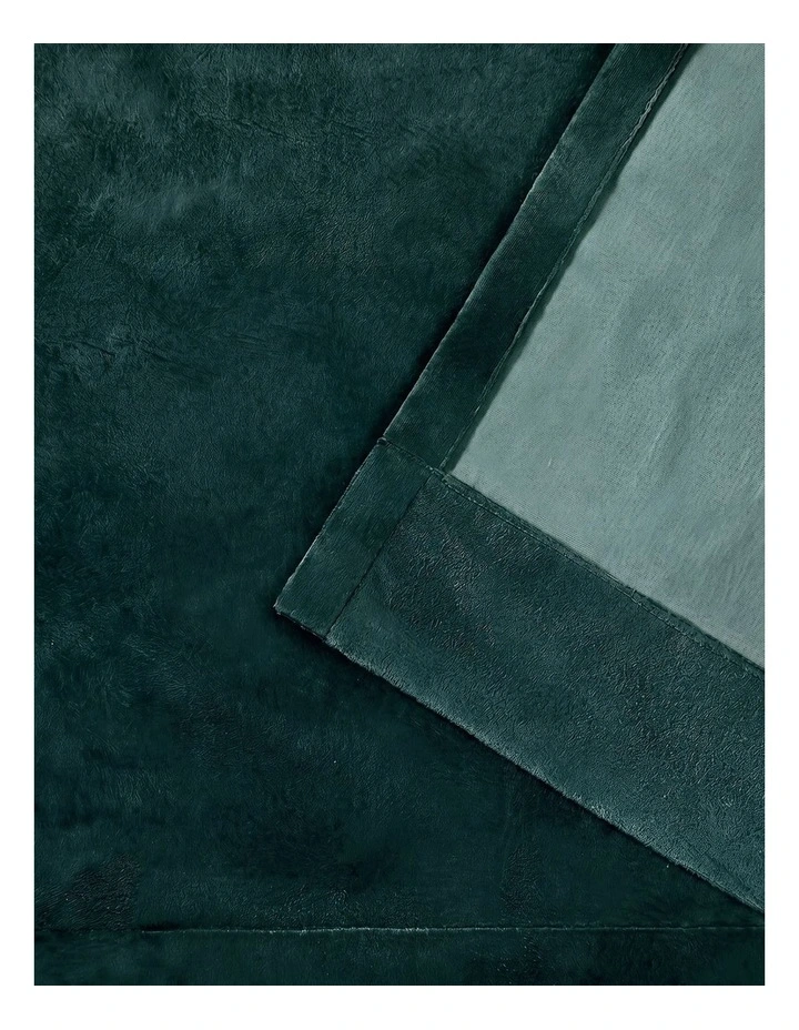 Marlow Blackout Curtains 2 Panels Velvet Room Darkening Eyelet Curtains Green image 4