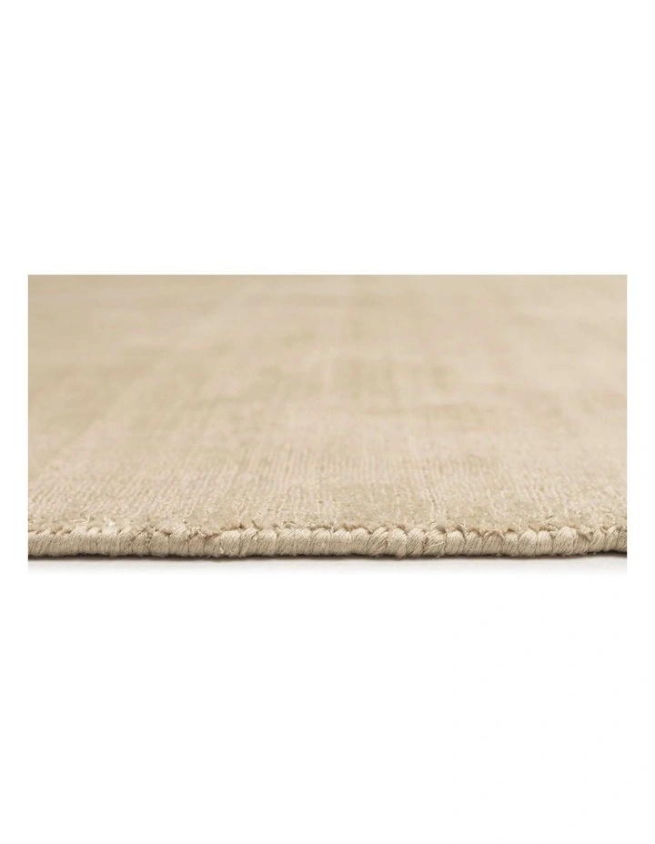 MISS AMARA  ALEK CREAM HANDWOVEN PET RUG image 4