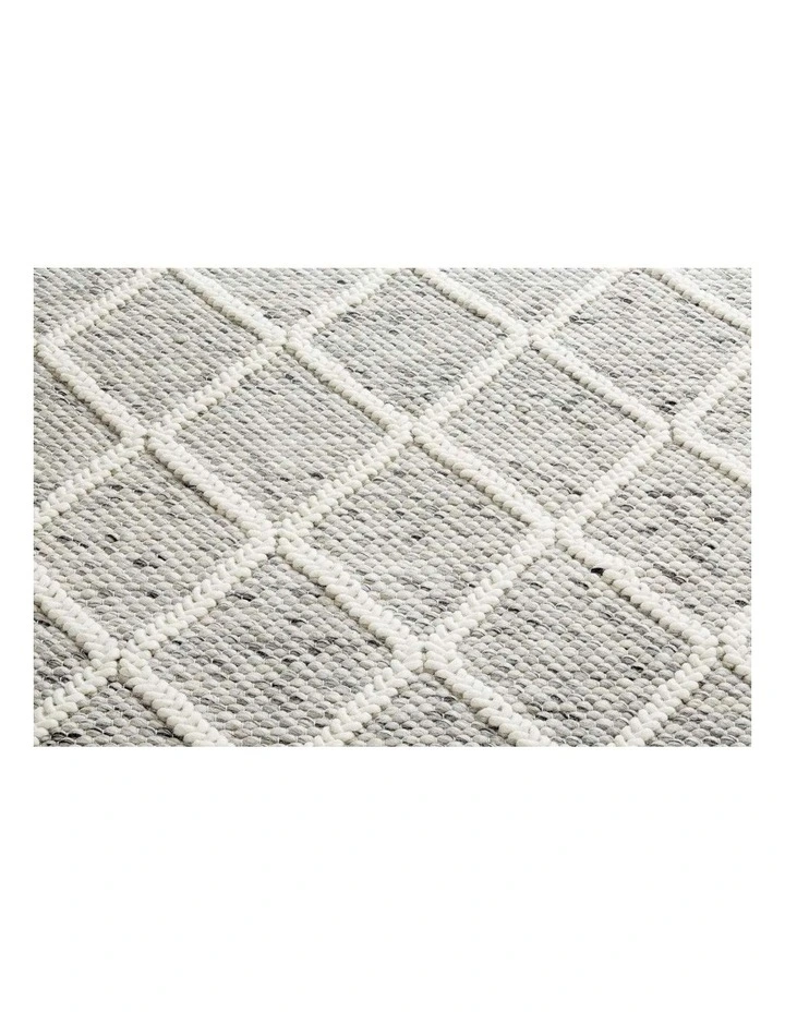 MISS AMARA  ANJA GREY AND IVORY LATTICE WOOL RUG image 3