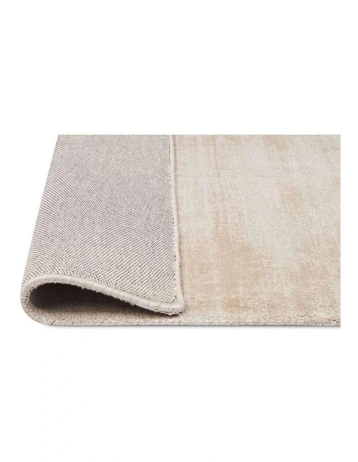 MISS AMARA CLAUDE BEIGE AND IVORY DISTRESSED VISCOSE RUG image 3