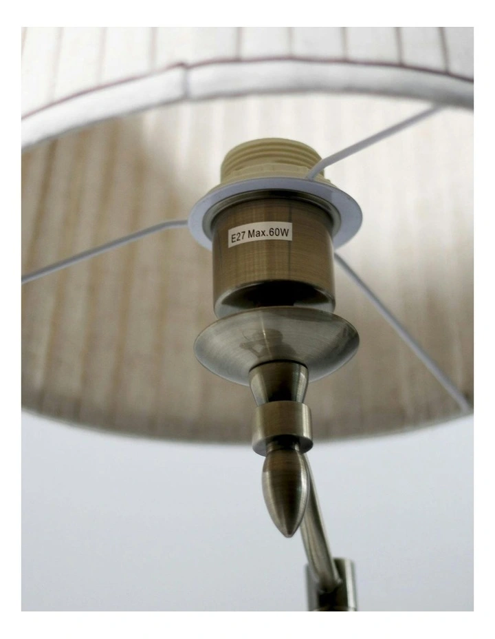 Nicollete Table Lamp image 5