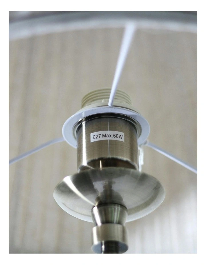 Nicollete Floor Lamp image 3