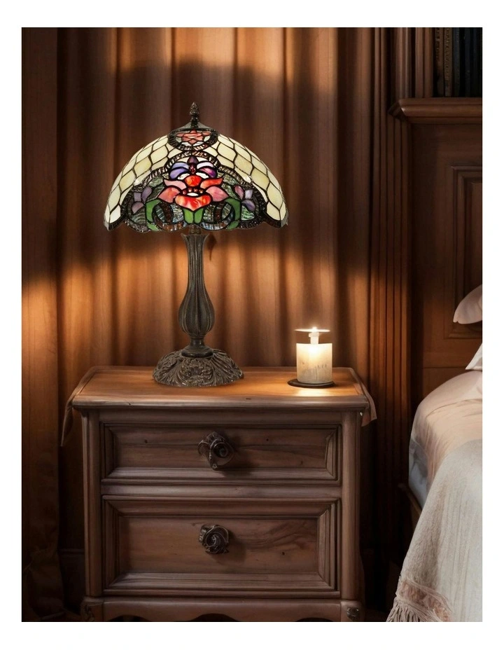 Alicia Tiffany Table Lamp image 2
