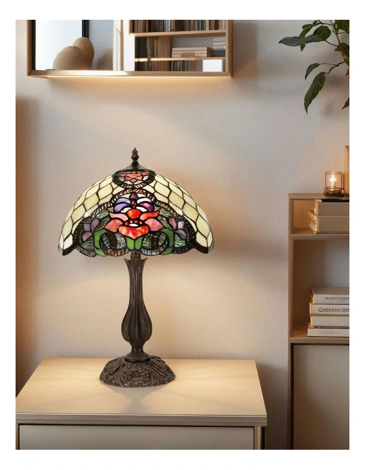Alicia Tiffany Table Lamp image 3