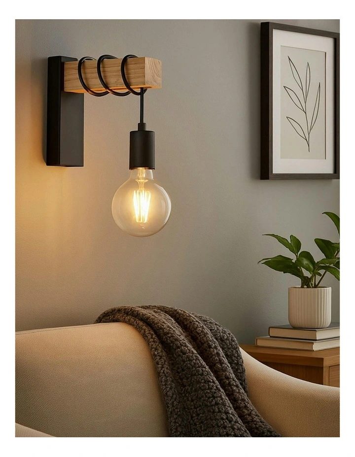 Tibery Wall Light image 3