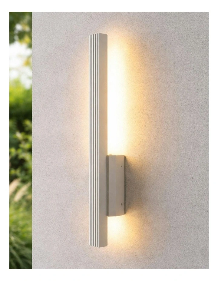Brynn LED Outdoor Wall Light White image 3