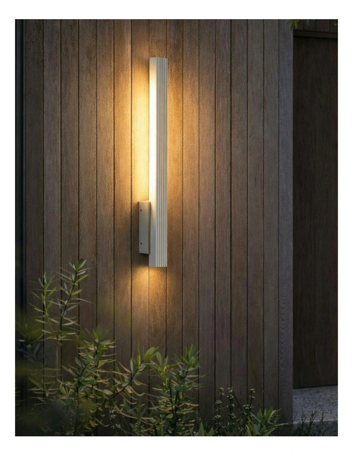 Brynn LED Outdoor Wall Light White image 7