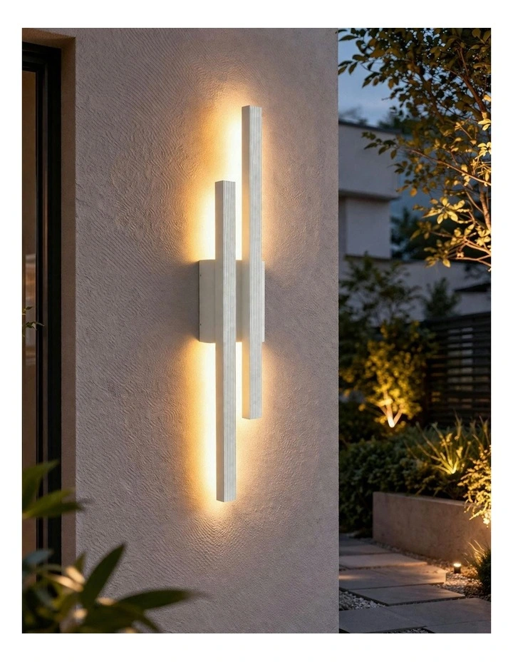 Hera 2lt LED Outdoor Wall Light White image 5