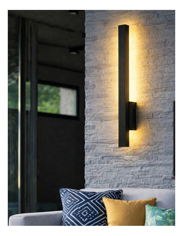 Brynn LED Outdoor Wall Light Black image 4